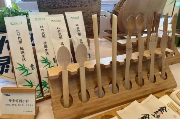 China is promoting bamboo as substitute for plastics
