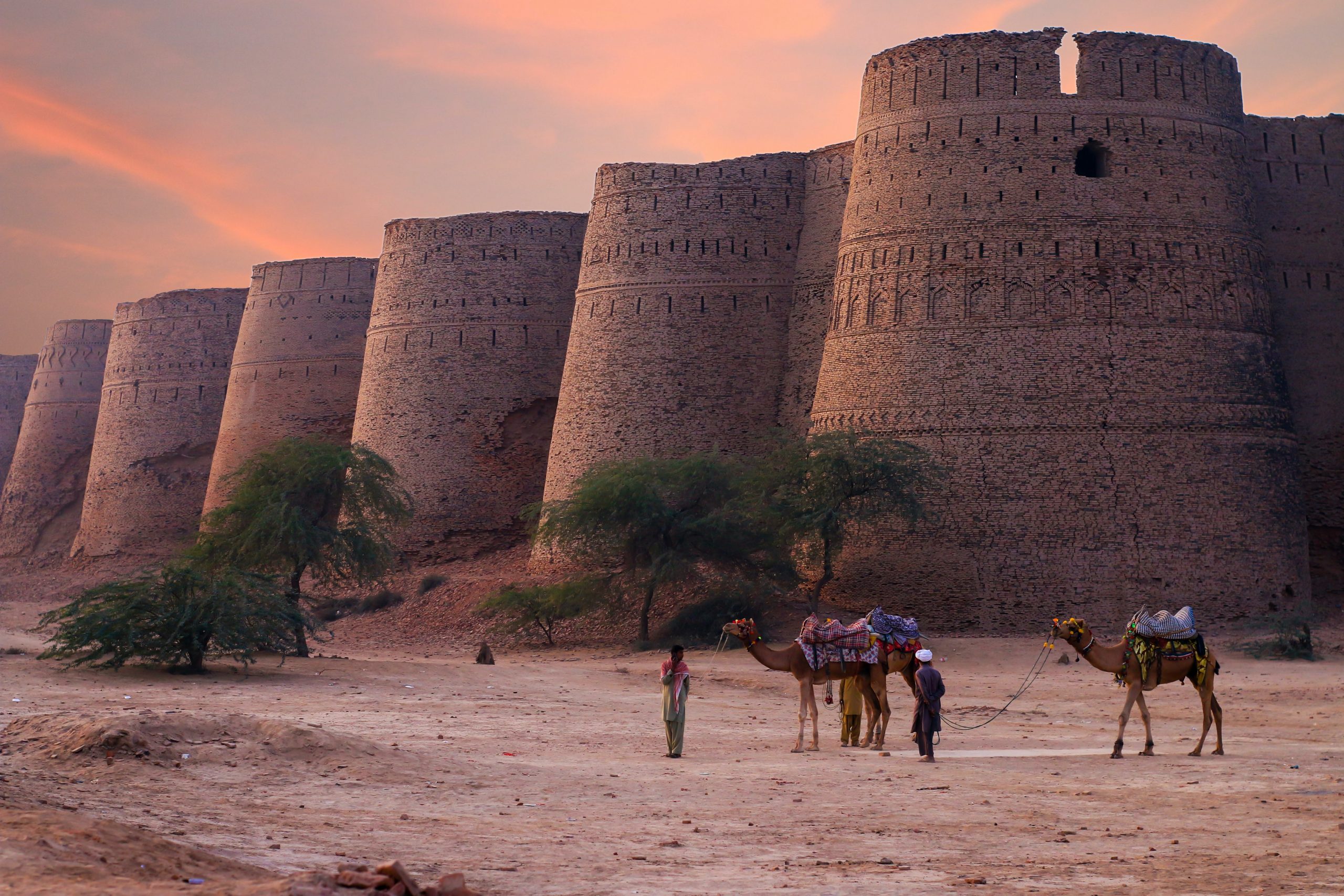 Derawar Fort at Sunset, Pakistan. Photo: Syed Hasan Mehdi