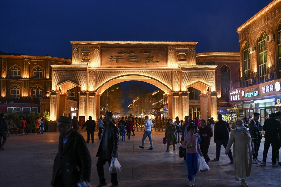 This photo taken on March 9, 2023 shows the night view of Khan Bazaar in the ancient city of Kashgar, northwest China's Xinjiang Uygur Autonomous Region. Photo: Hu Huhu
